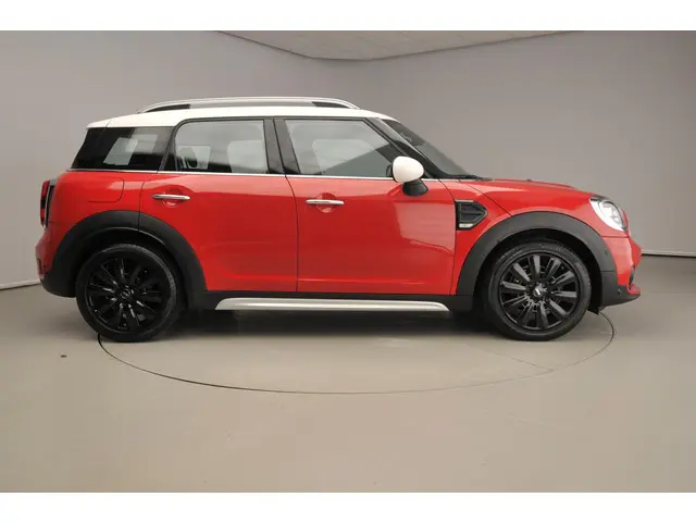 MINI Countryman 3
