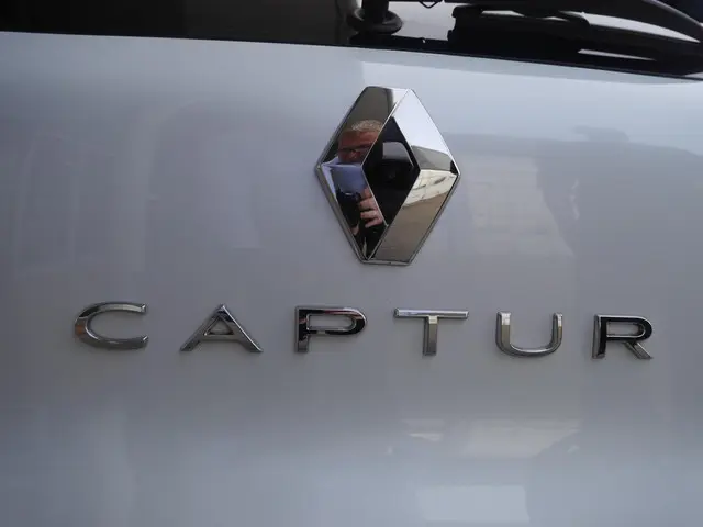 Renault Captur 1.3 mild hybrid 140 RS Line 2022 Benzine 36