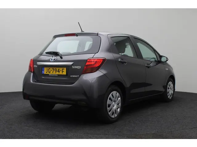 Toyota Yaris 1.5 Hybrid Aspiration 2015 Hybride Benzine 4