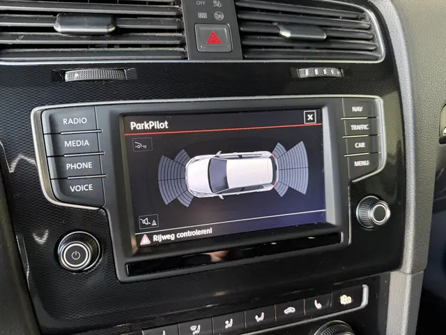 Volkswagen Golf 2.0 TSI GTI 2016 Benzine 17