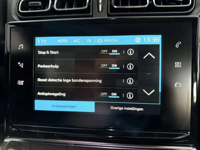 Citroën C3 1.2 Automaat, CarPlay S&S Shine 2017 Benzine 16