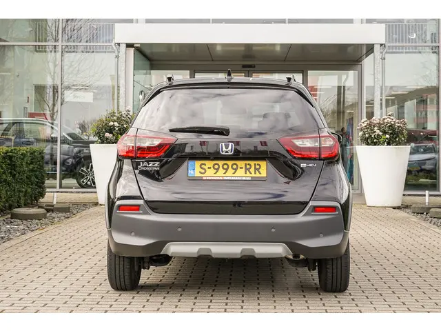 Honda Jazz 1.5i e:HEV CROSSTAR 2023 Hybride Benzine 50