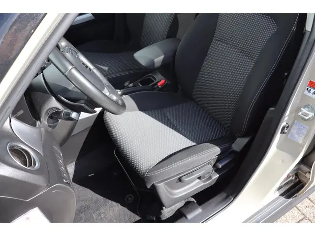 Suzuki Vitara 1.6 Exclusive|Automaat|Trekhaak| 2016 Benzine 4