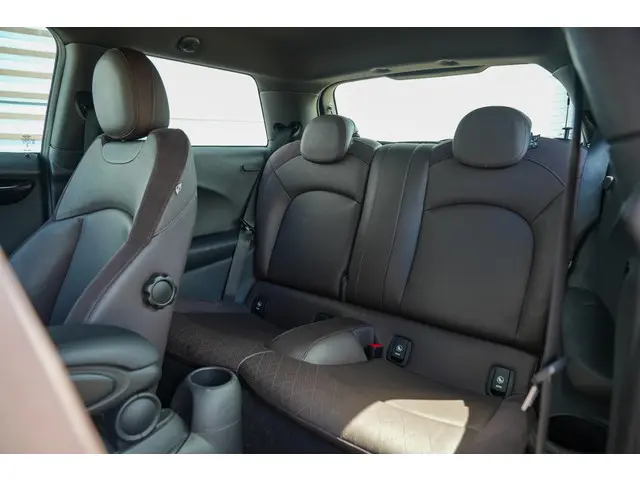 MINI Cooper Mini 1.5 D Chili 2014 Diesel 8