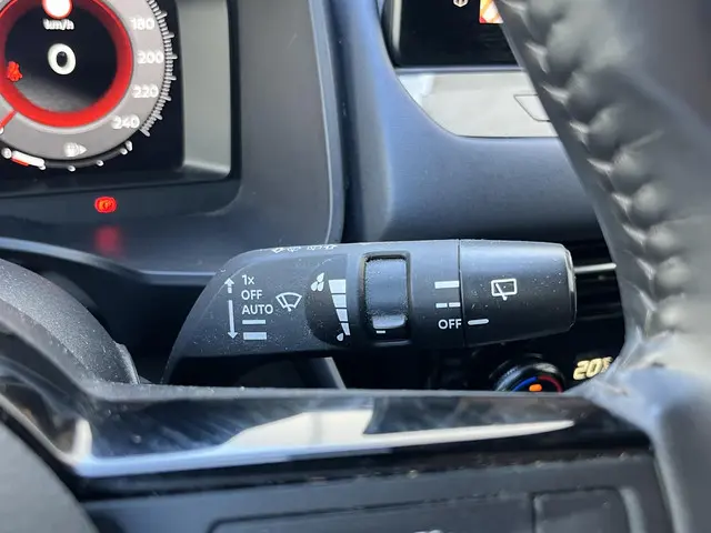 Nissan QASHQAI 1.3 MHEV Tekna 2023 Benzine 58
