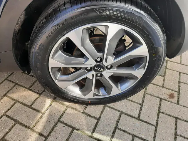 Kia Stonic 1.0 T-GDi DynamicLine 2019 Benzine 4