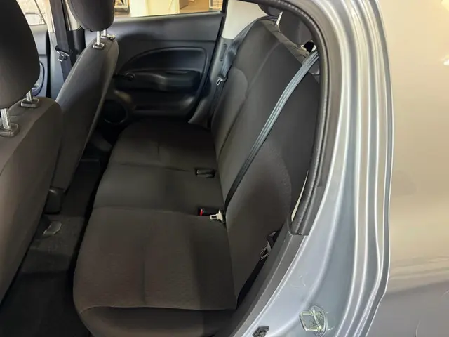 Mitsubishi Space Star 1.0 Cool+ 2020 Benzine 10