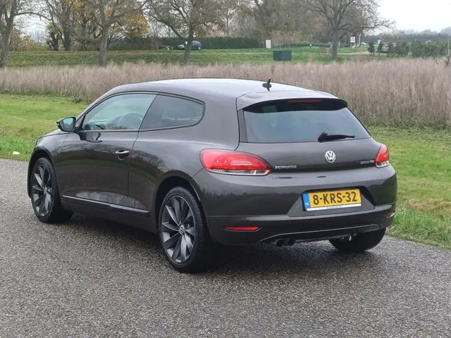 Volkswagen Scirocco 1.4 TSI Highline 2013 Benzine 8