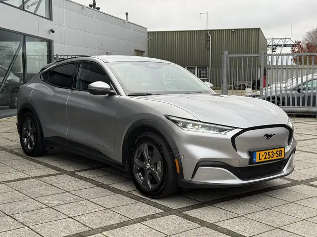 Ford Mustang Mach-E Aut. 75 kWh 2021 Elektrisch 7