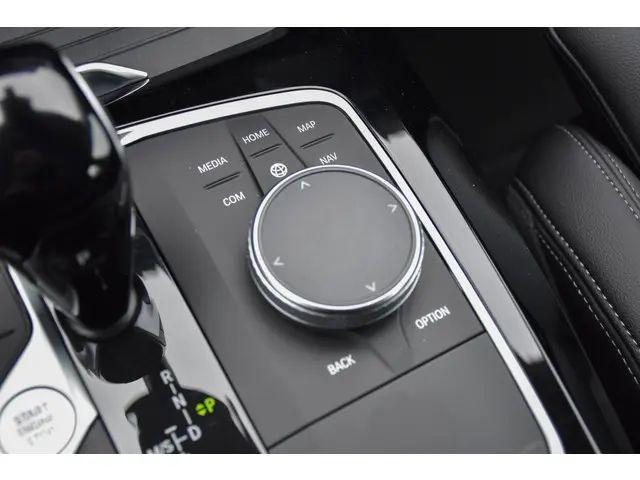 BMW X4 30i 2022 Benzine 25