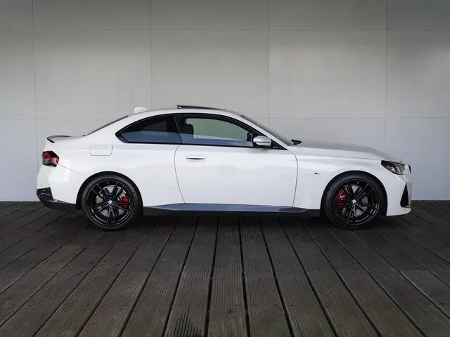 BMW 2 Serie Coupé 220i 2022 Benzine 4