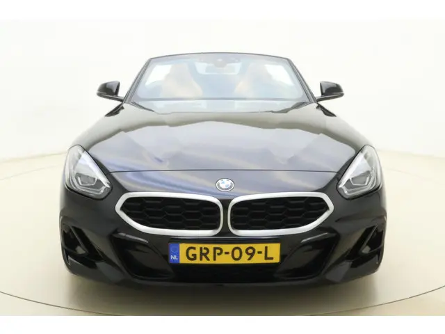 BMW Z4 Roadster sDrive20i High Executive 2024 Benzine 6