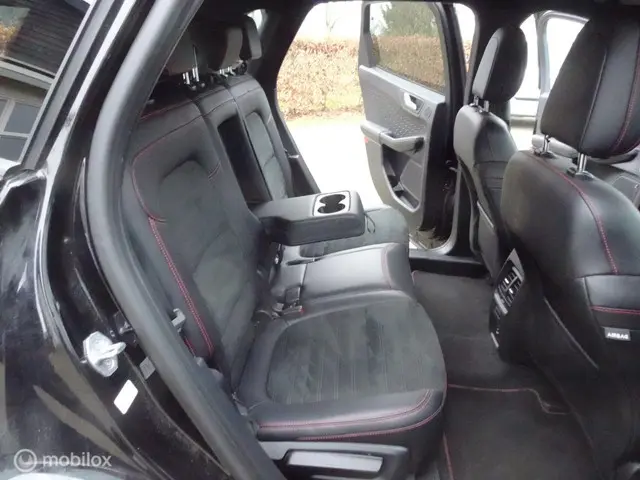 Ford Kuga 2.5 PHEV ST-Line X 2020 Hybride Benzine 14