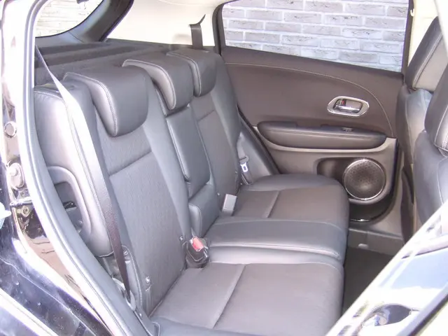 Honda HR-V 1.5 i-VTEC Executive - Schuifdak - 2021 Benzine 17