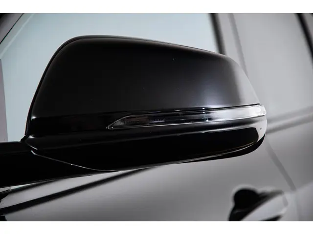 BMW X2 sDrive20i High Executive Edition 2020 Benzine 27