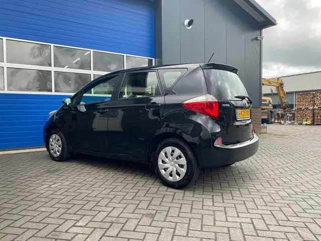 Toyota Verso-S 1.3 VVT-i Aspiration 2013 Benzine 5