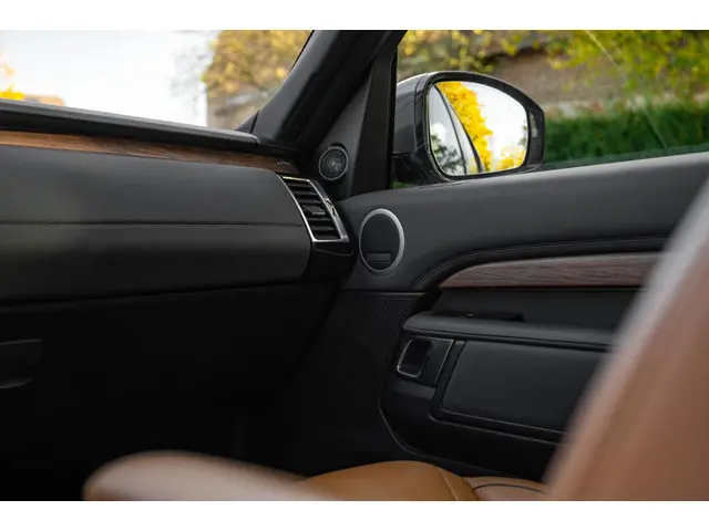 Land Rover Discovery 2.0 Sd4 HSE Luxury 7p. 2019 Diesel 19