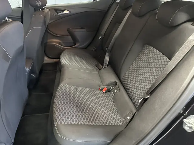 Opel Astra 1.0 Business+ 2016 Benzine 6