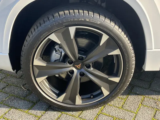 CUPRA Ateca 1.5 TSi DSG 2024 Benzine 30