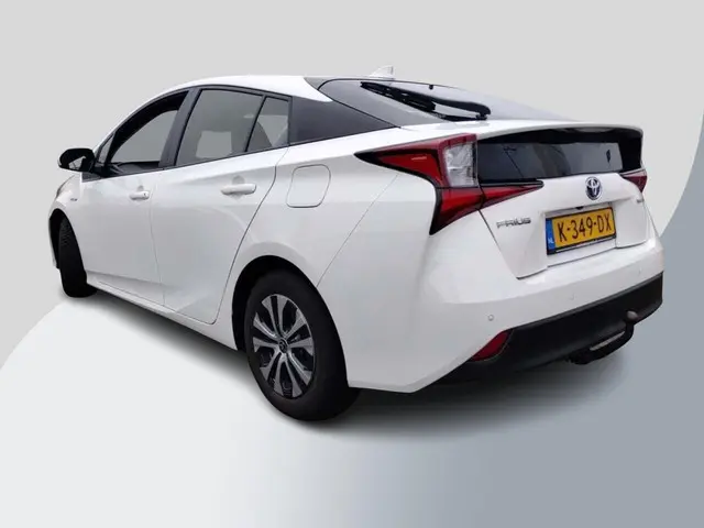 Toyota Prius 3