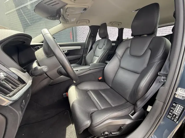 Volvo V90 2.0 T4 Momentum 2019 Benzine 15