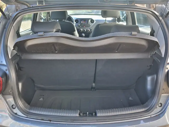 Hyundai i10 1.0i i-Motion 2017 Benzine 10