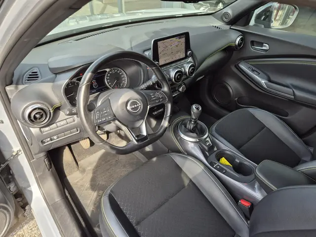 Nissan Juke 1.0 DIG-T Kiiro 2022 Benzine 24