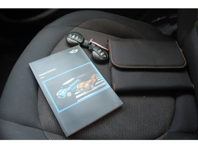 MINI One Mini 1.5 D Business 2016 Diesel 21