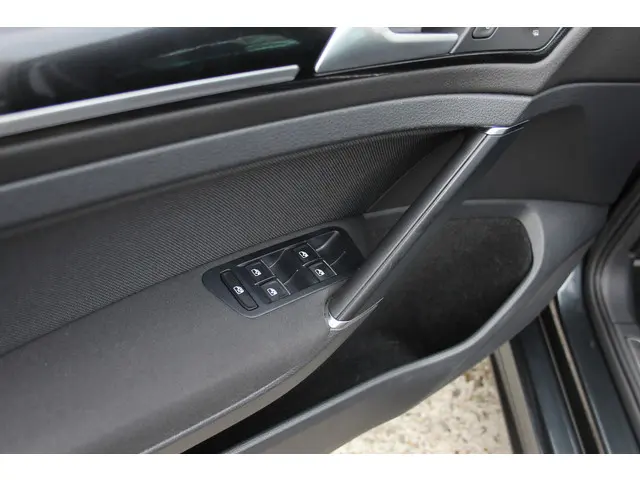 Volkswagen Golf 2.0 TSI GTI 2015 Benzine 30