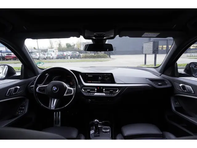 BMW 1 Serie 116d Corporate Executive 2020 Diesel 20