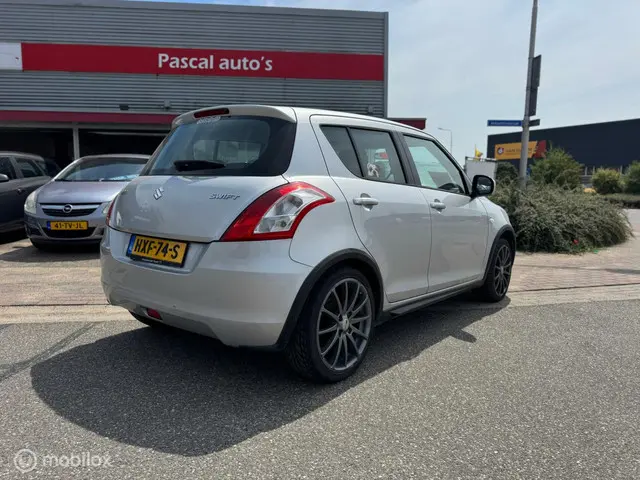 Suzuki Swift 1.2 Bandit EASSS 2012 Benzine 6