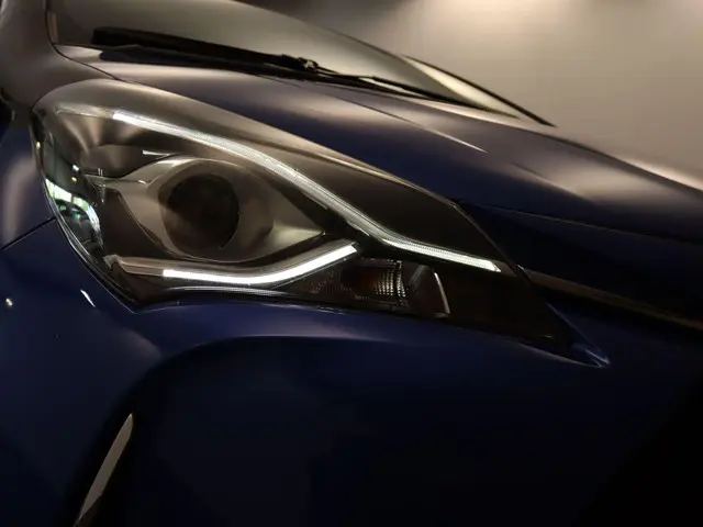 Toyota Yaris 1.5 Hybrid Bi-Tone 2018 Hybride Benzine 33