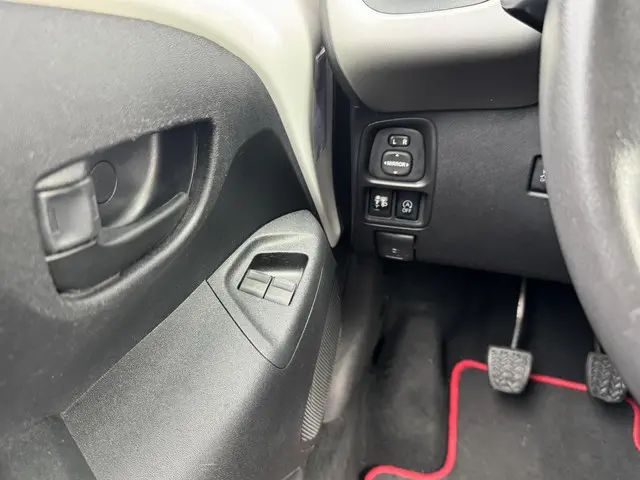 Toyota Aygo 1.0 VVT-I X-PLAY 2014 Benzine 19