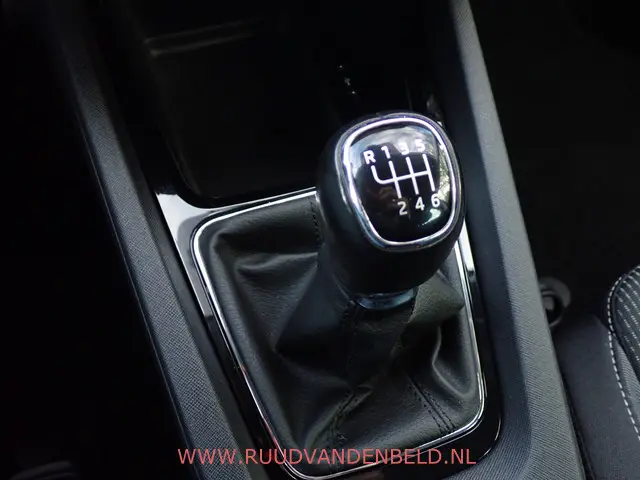 Škoda Octavia Combi Business Edition Plus 2021 Benzine 18