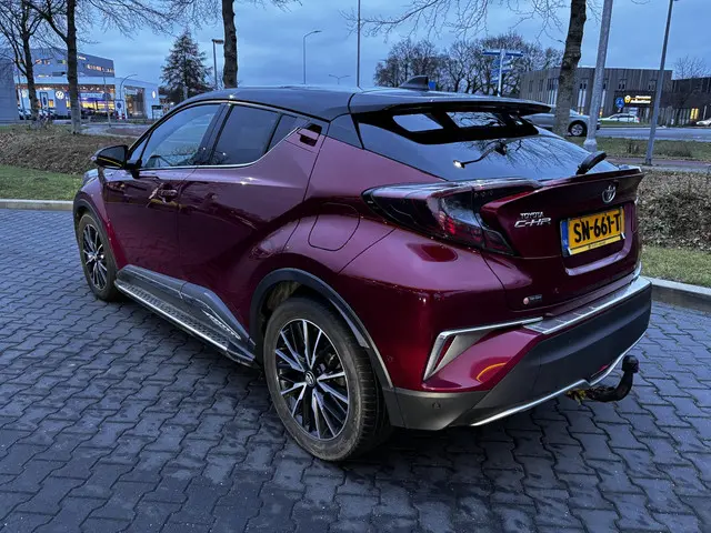 Toyota C-HR 1.8 Hybrid Style 2018 Hybride Benzine 3