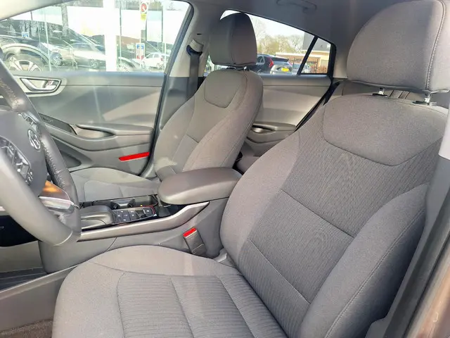 Hyundai IONIQ Comfort EV 38 kWh 2020 Elektrisch 16