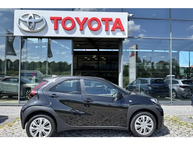 Toyota Aygo X 1.0 VVT-i MT Play 2024 Benzine 39