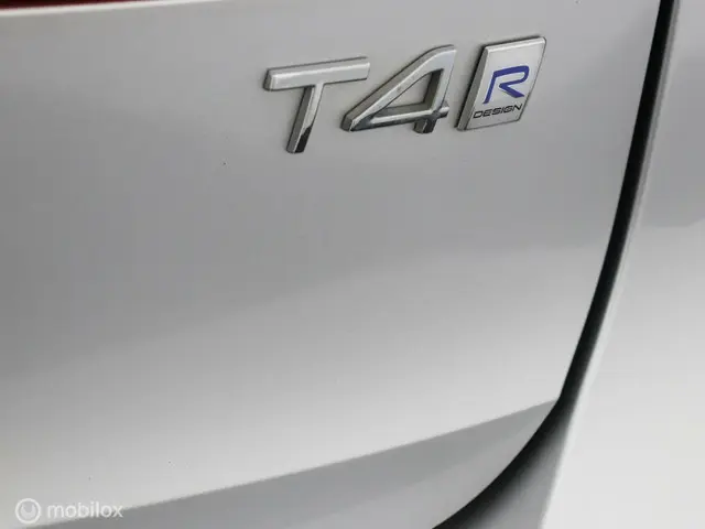 Volvo V90 2.0 T4 R-Design | ACC | PILOT | LEER | 2019 Benzine 50