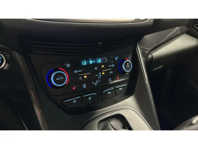 Ford C-MAX 1.5 Titanium AUTOMAAT-NAVI 2017 Benzine 28