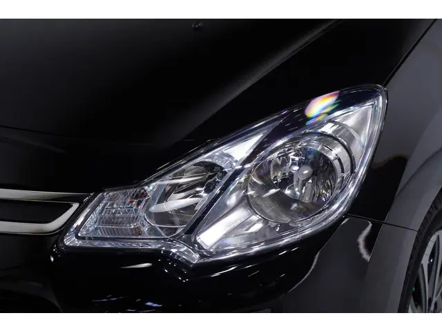 Citroën C3 1.2 PureTech Exclusive 2016 Benzine 13