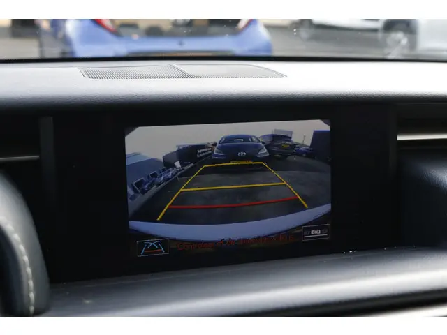 Lexus RC 300h F SPORT Line 2018 Hybride Benzine 26