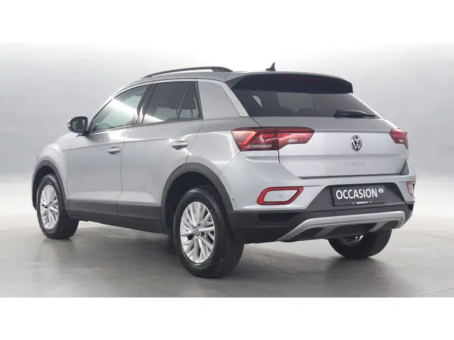 Volkswagen T-Roc 1.5 TSI 150pk Life DSG 2023 Benzine 4