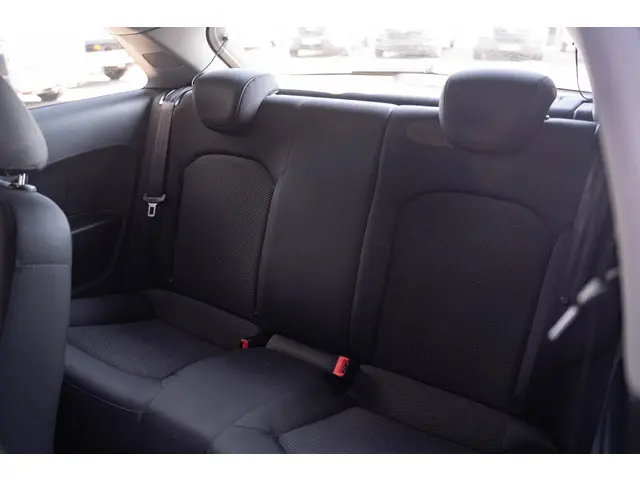 Audi A1 1.2 TFSI Attraction 2013 Benzine 34