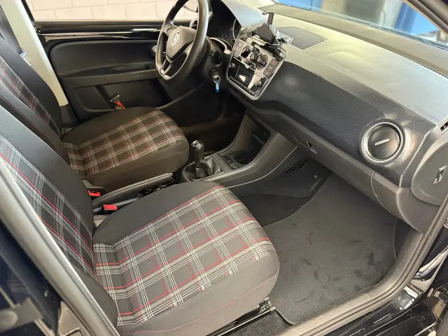 Volkswagen up! 1.0 2021 Benzine 10