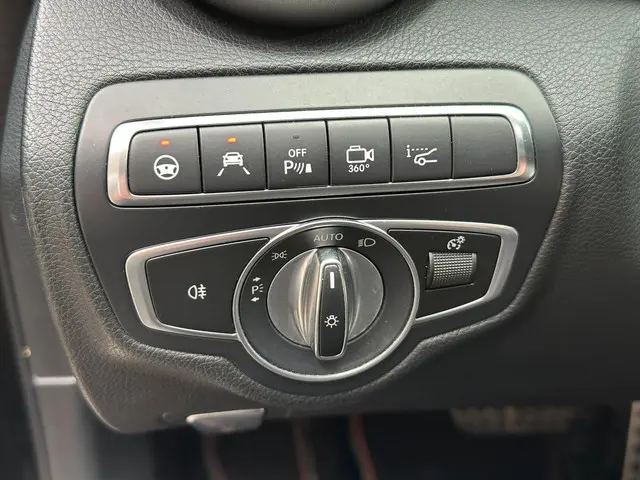 Mercedes-Benz C-Klasse AMG 43 4MATIC / PANO 2018 Benzine 7