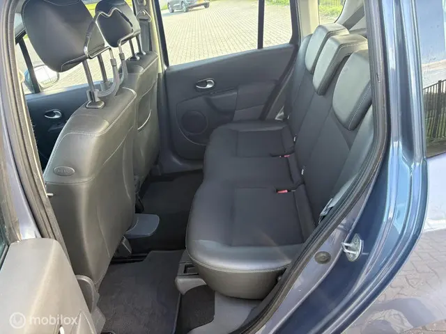 Renault Modus 1.2 TCE Night & Day 2012 Benzine 9