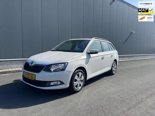Škoda Fabia Combi 1.2 TSI Ambition 2015 Benzine