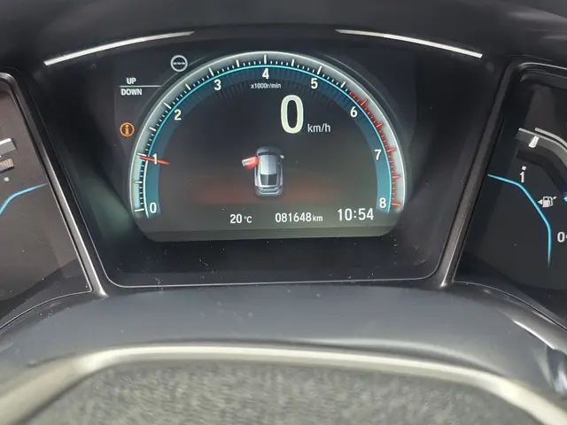 Honda Civic 1.0 i-VTEC Premium Leer/Pano-dak 2018 Benzine 25