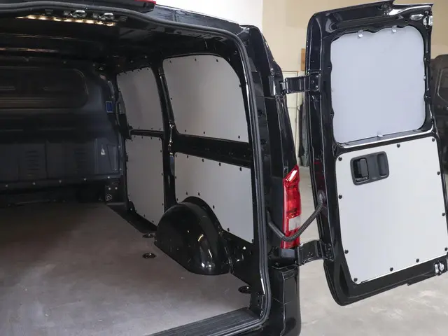 Mercedes-Benz Vito 114 CDI Lang 2023 Diesel 7