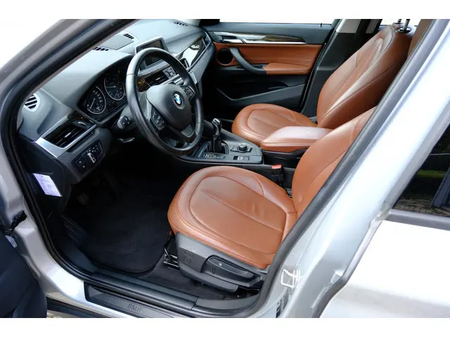 BMW X1 SDrive18d 150pk Clima|Leder|LMV|PDC 2016 Diesel 2